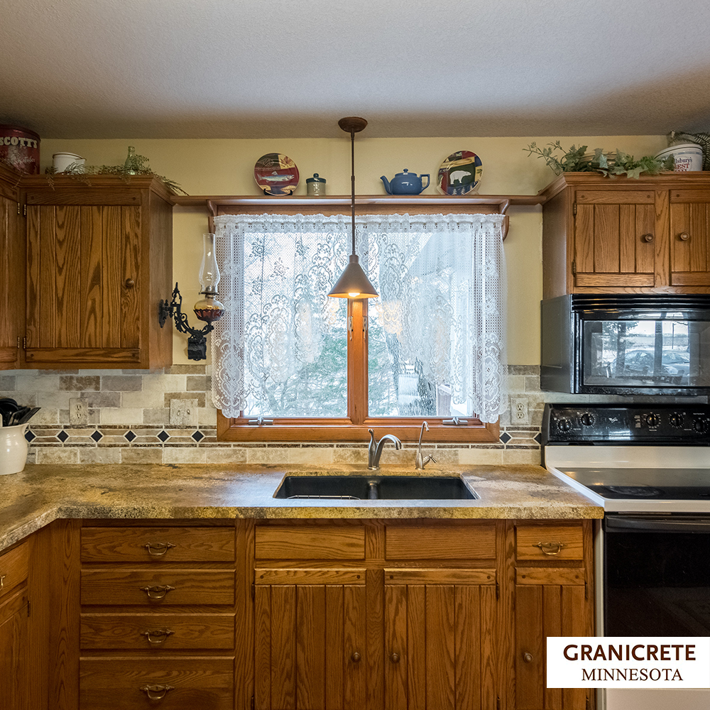 Cozy Farmhouse Kitchen